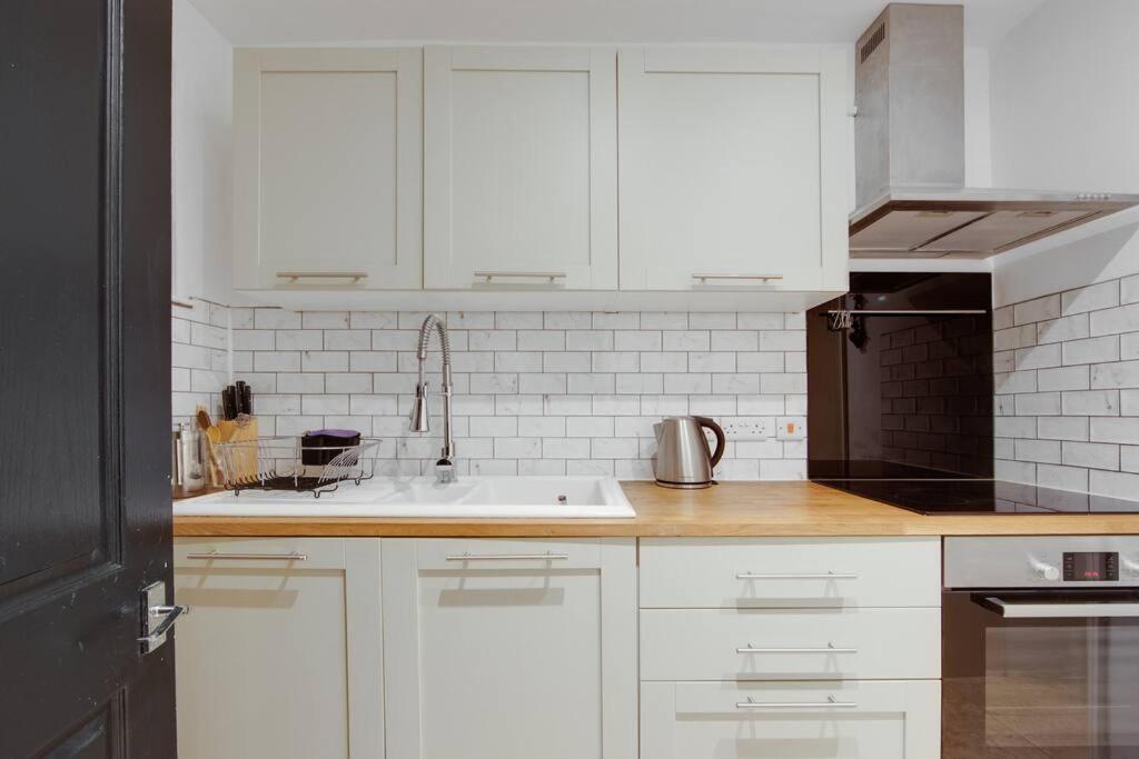Princes Villa - Large Fully Self Contained Flat, 5 Minutes From The Sea Hastings Ngoại thất bức ảnh